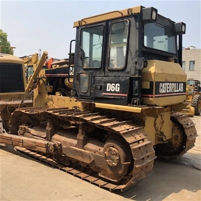 Escavadeiras Cat D6g2