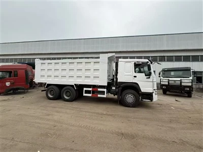 Corramento de caminhão reformado Corpo 4 × 371 motor novo táxi pneus